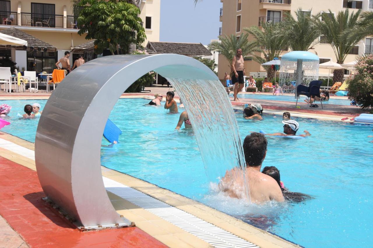 Tsokkos Gardens Hotel Protaras Exterior foto