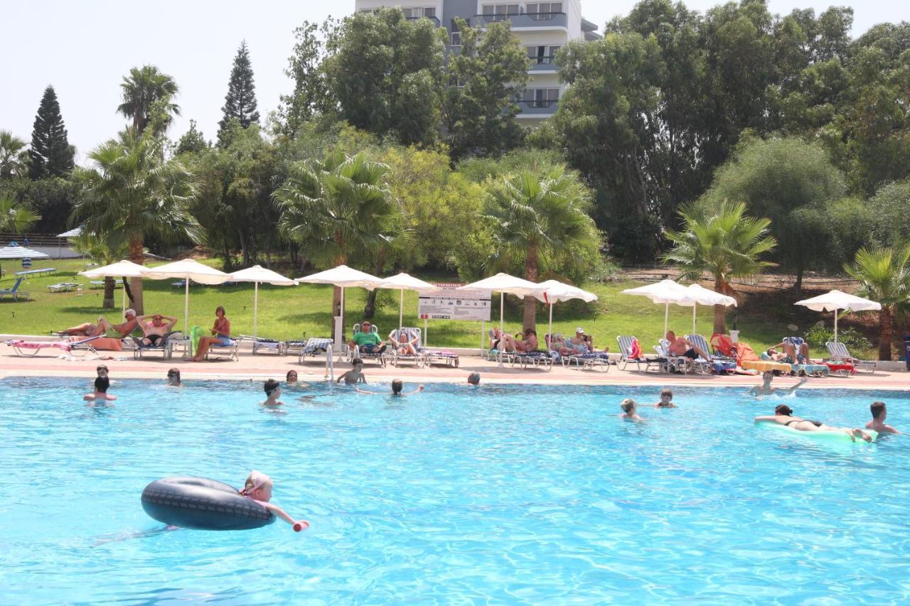 Tsokkos Gardens Hotel Protaras Exterior foto
