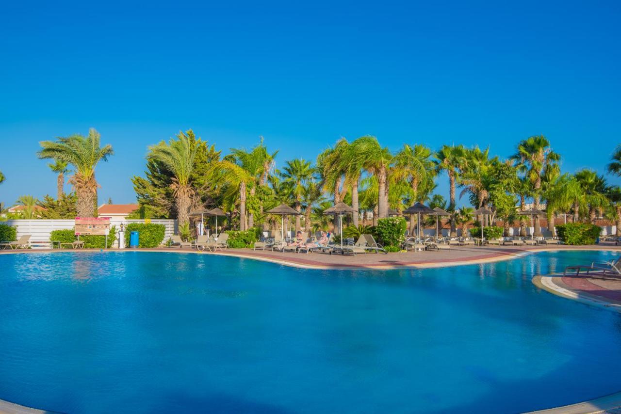 Tsokkos Gardens Hotel Protaras Exterior foto