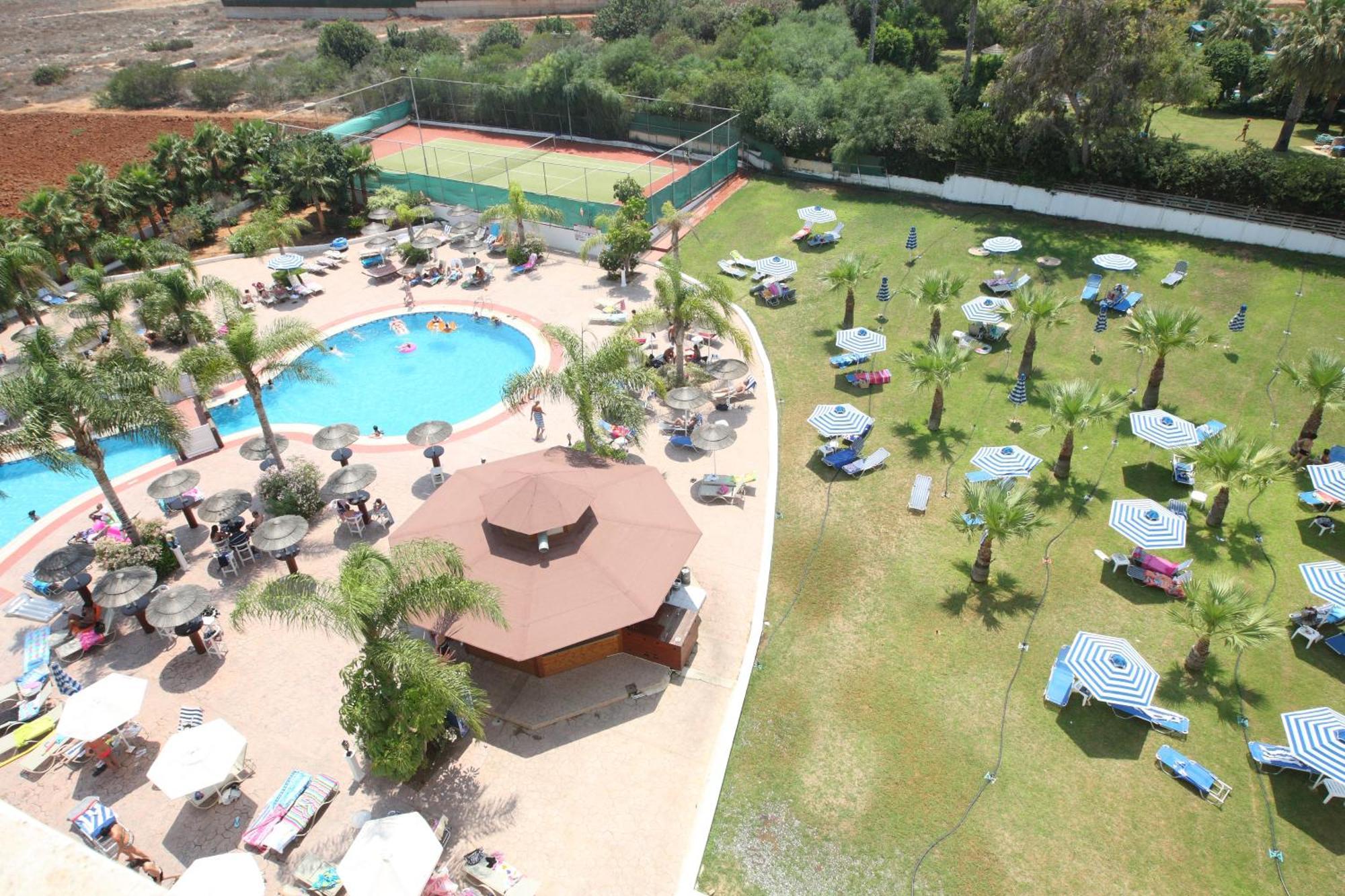 Tsokkos Gardens Hotel Protaras Exterior foto